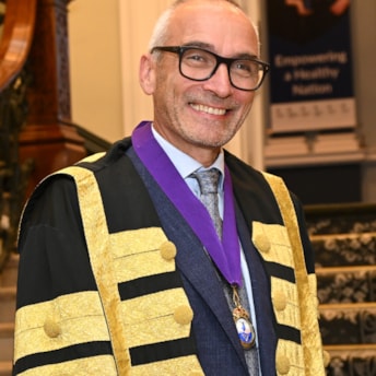 Prof Anthony O' Regan headshot